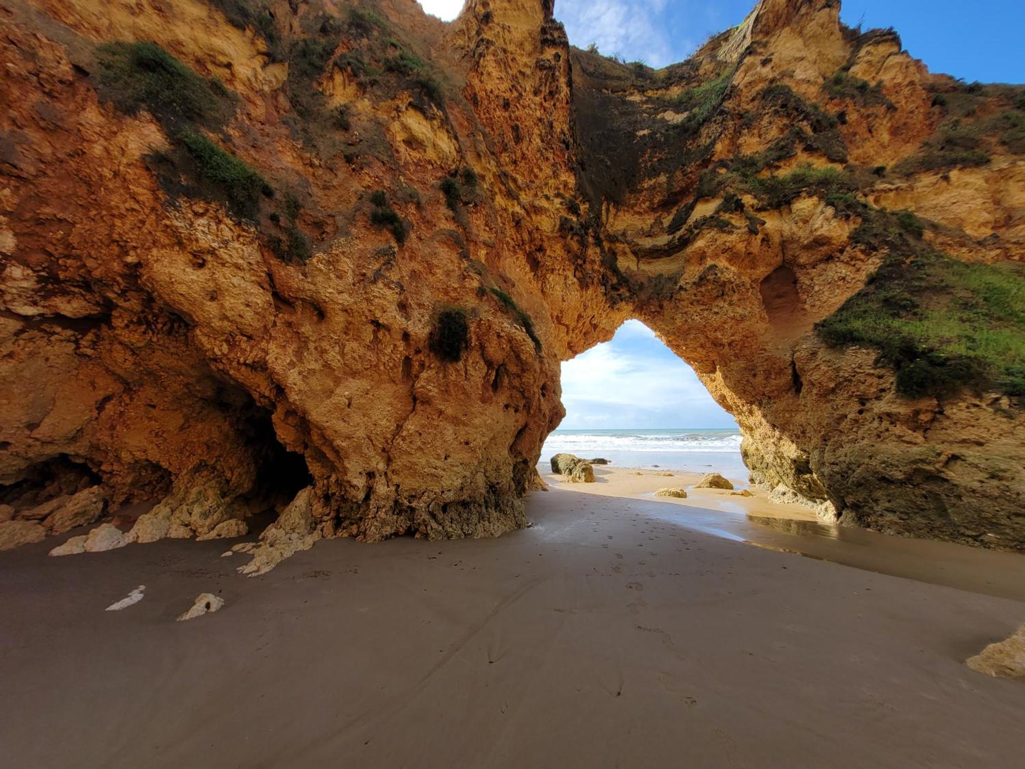 O Wow Sunset Beach And Cliffs View Портиман Экстерьер фото