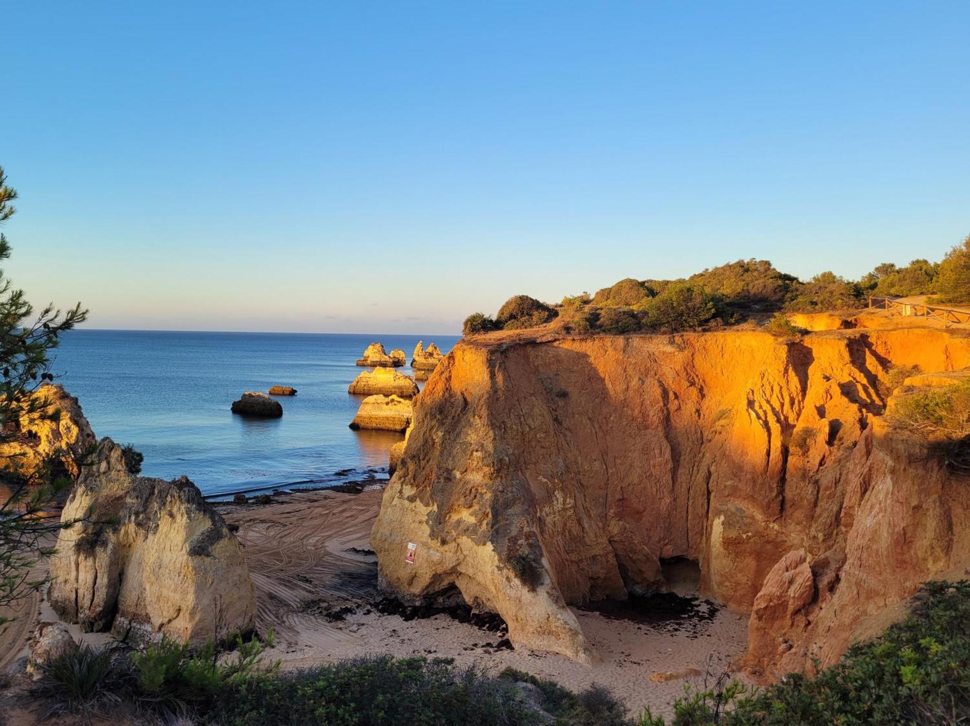 O Wow Sunset Beach And Cliffs View Портиман Экстерьер фото